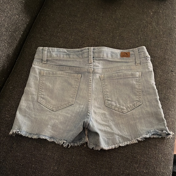 Kids shorts. - Picture 3 of 3